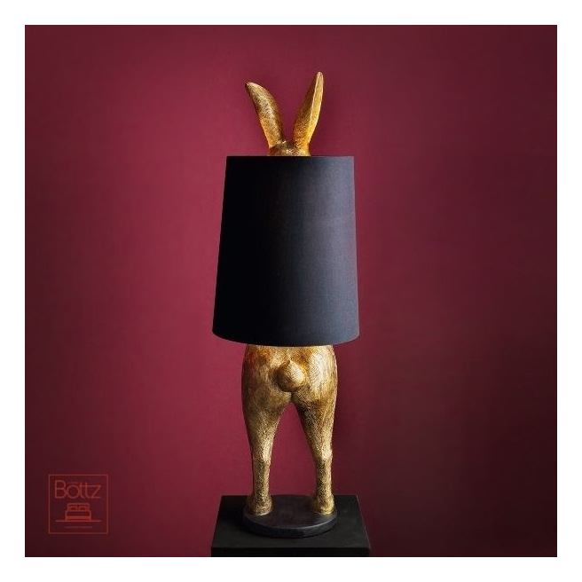Hidding rabbit L