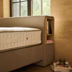 Boxspring avec tête de lit Cedar Boxspring avec tête de lit Cedar