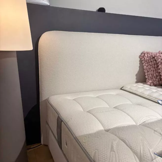 Destockage boxspring Styldecor avec tete de lit Versailles