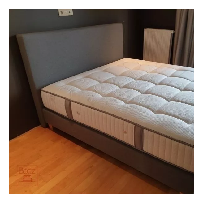 Boxspring avec tête Recto