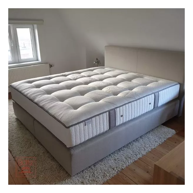Boxspring avec tête Recto